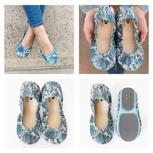 Storehouse Flats Glacier snake pattern blue aqua silver & Black leather size 10